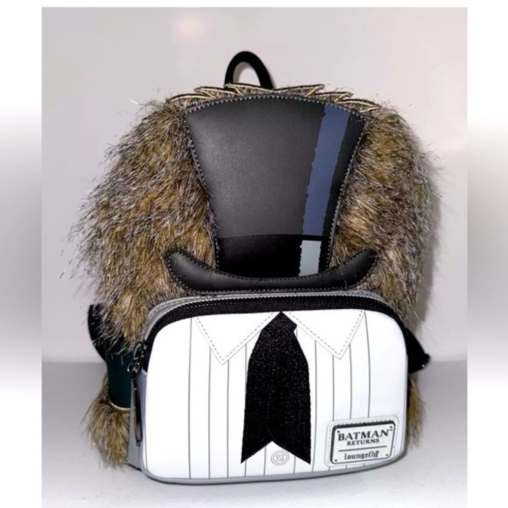 Loungefly Batman Returns | Penguin | DC Comics | Mini Backpack NWT | DCCBK0067